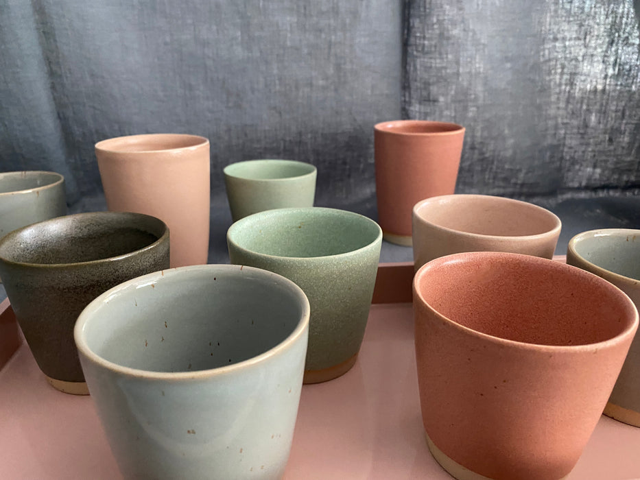 Keramikbecher klein hellgrün